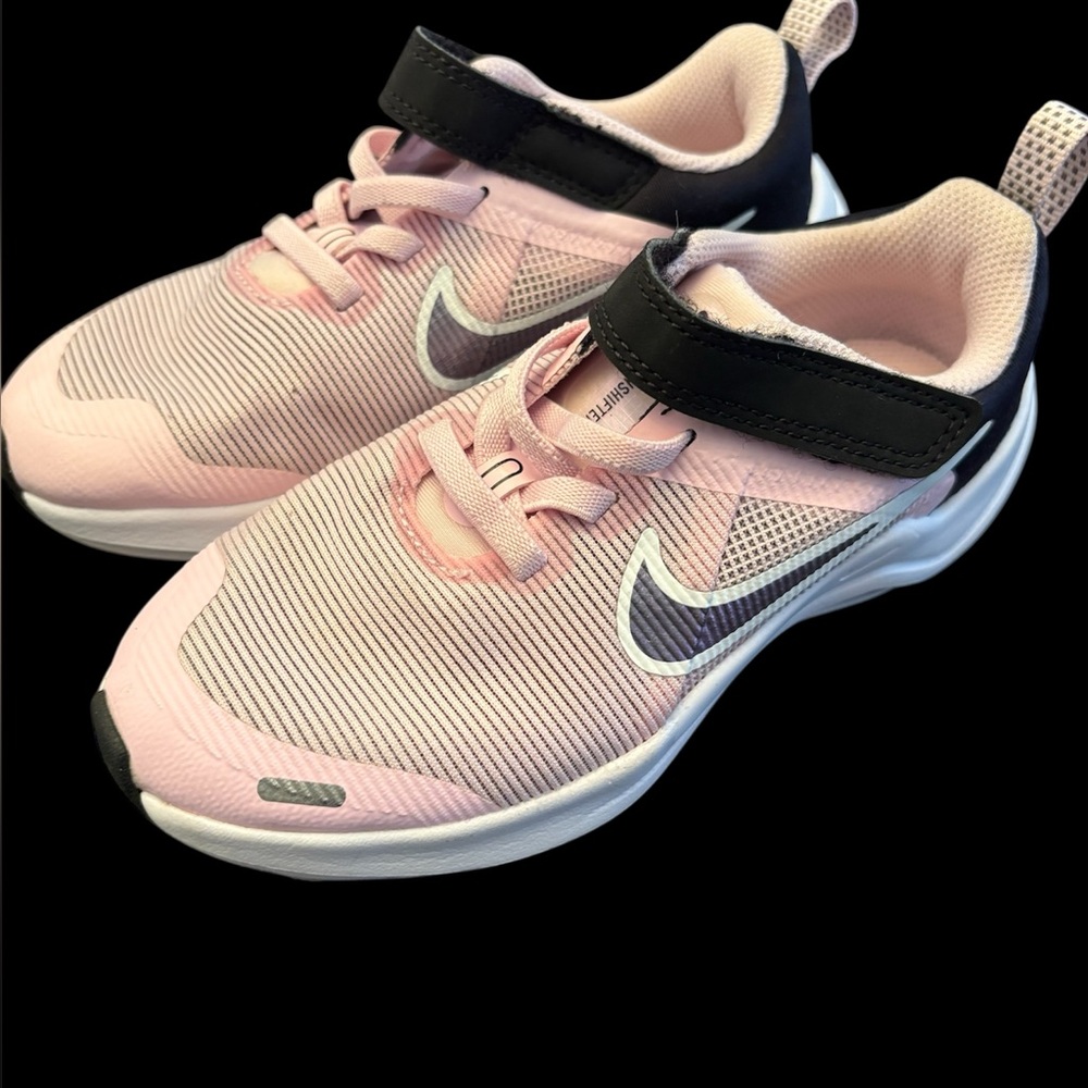 Nike Kids Light Pink - Size 11